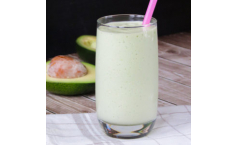 Avocado and Peanut Butter Smoothie